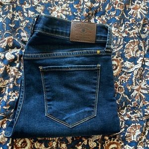 Like New Brooke Straight Cut Lucky Brand Jeans